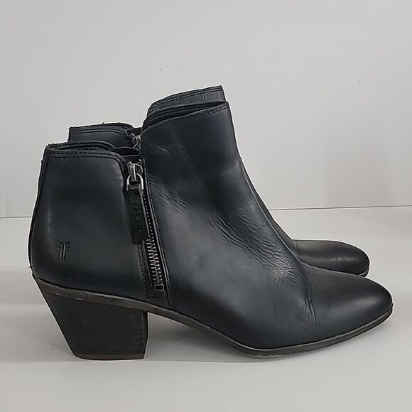 Frye Judith Black Leather Double Zip Ankle Boots - Picture 1 of 10